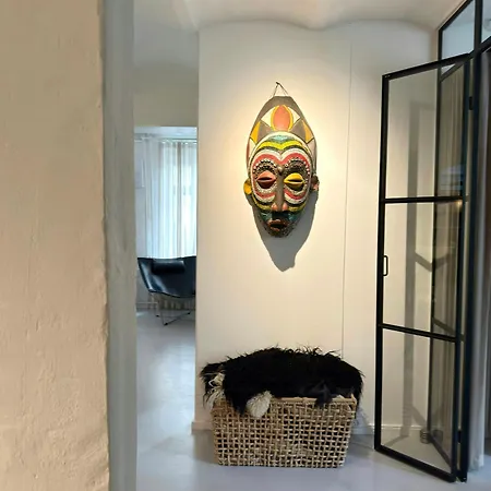 Raw&stylish In A Quiet Courtyard Apartamento *